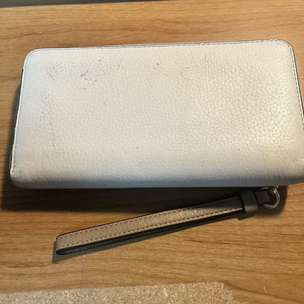Coach women zip